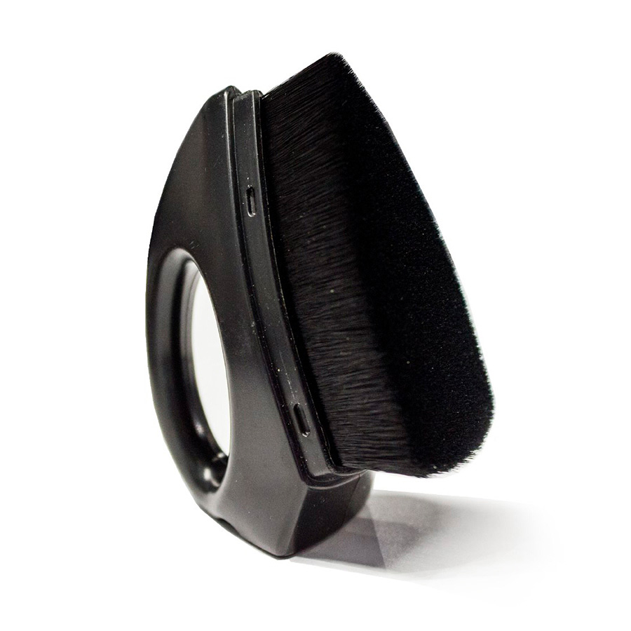 Ультрамягкая щетка-утюжок для работы с покрышками Soft Tire Brush, MegaShiner